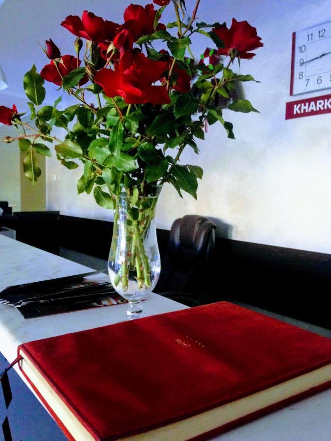 Hotel Kalyna Harkov Kültér fotó