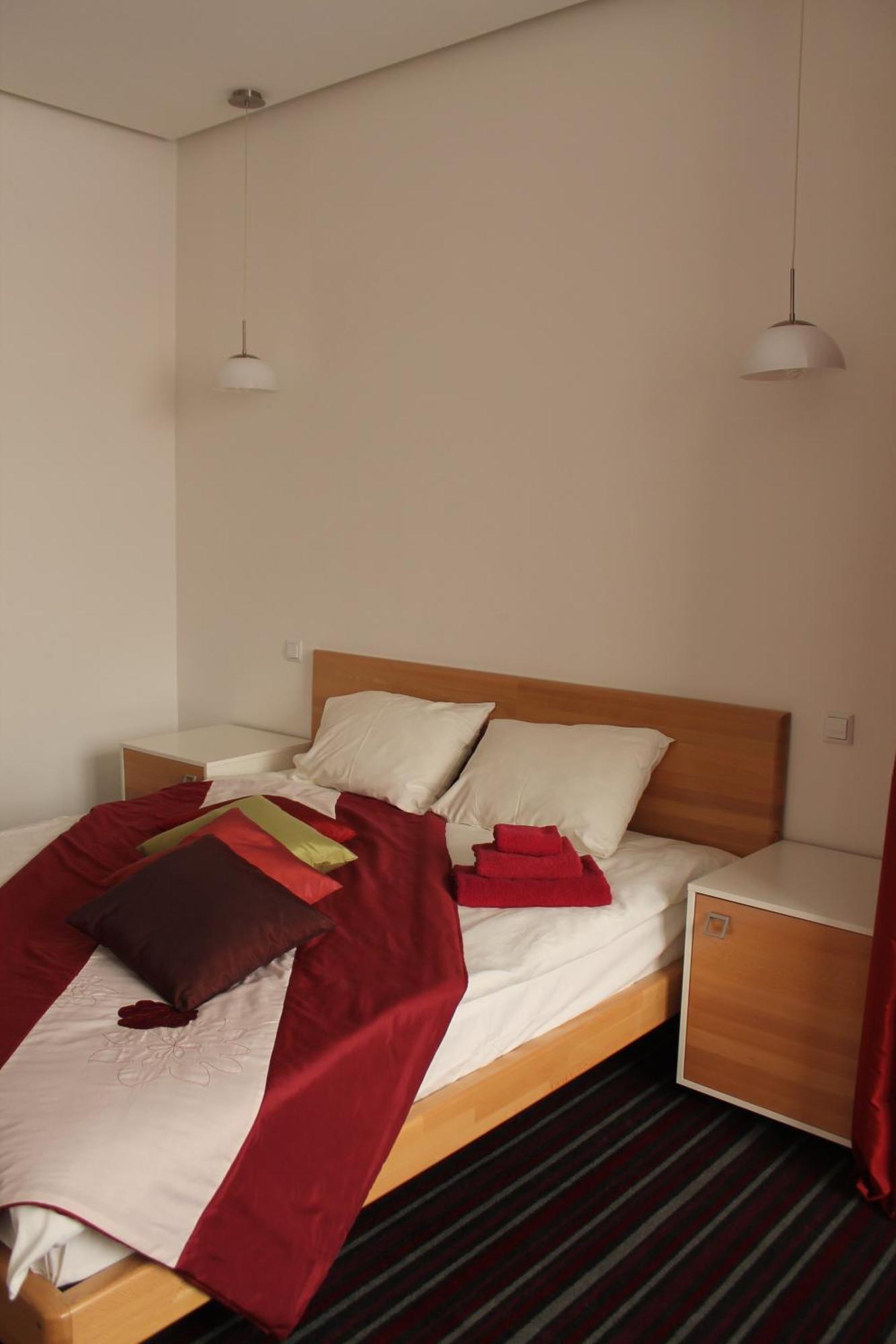 Hotel Kalyna Harkov Kültér fotó